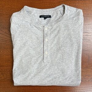 Banana Republic Gray Cozy Jersey Henley Shirt Large